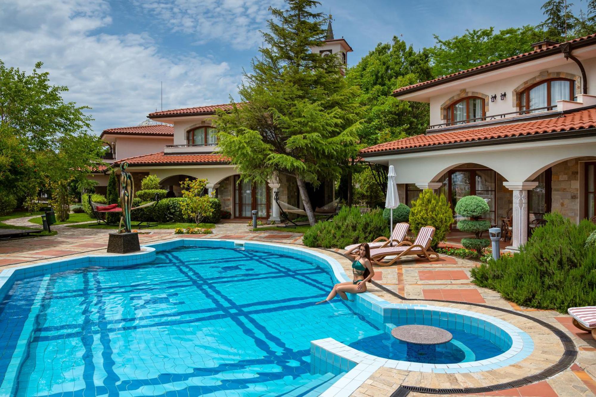 Helena Vip Villas And Suites Sluneční pobřeží Exteriér fotografie
