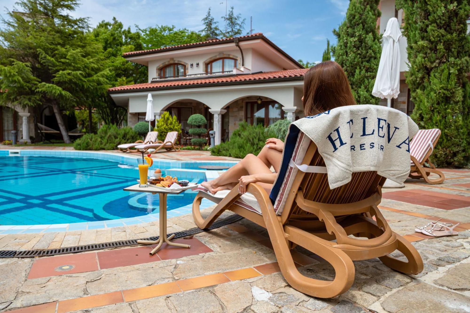 Helena Vip Villas And Suites Sluneční pobřeží Exteriér fotografie