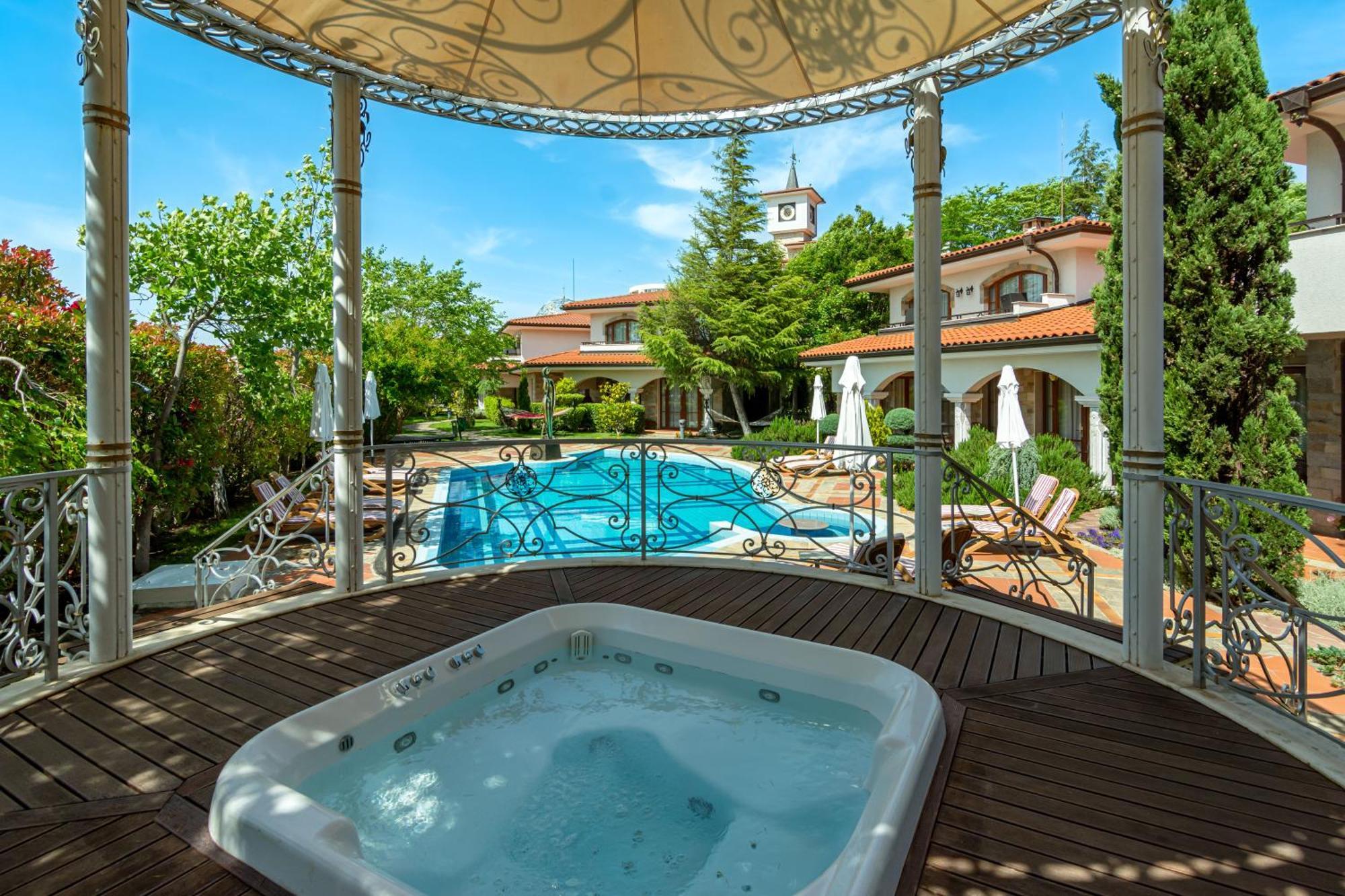 Helena Vip Villas And Suites Sluneční pobřeží Exteriér fotografie