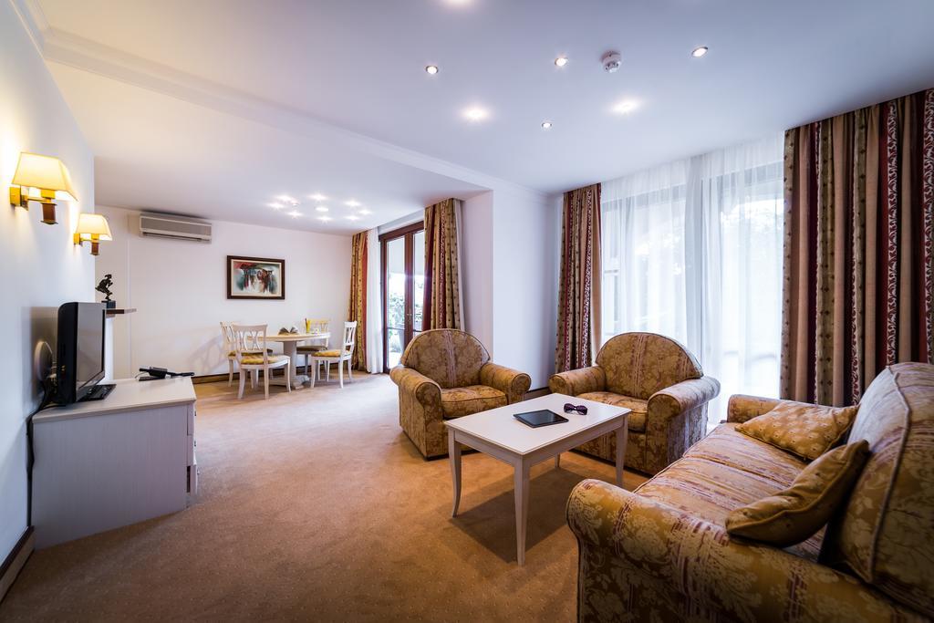 Helena Vip Villas And Suites Sluneční pobřeží Exteriér fotografie